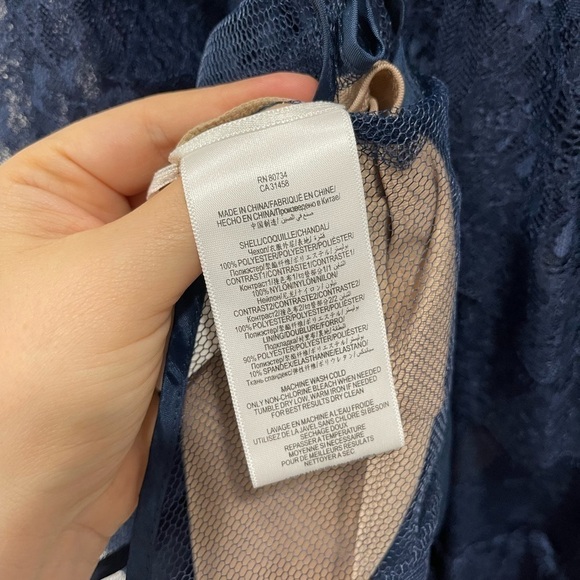 BCBGMaxAzria Willa Navy Lace Mini Cocktail Dress V-Neck Layered Ruffle Evening S - Picture 5 of 8